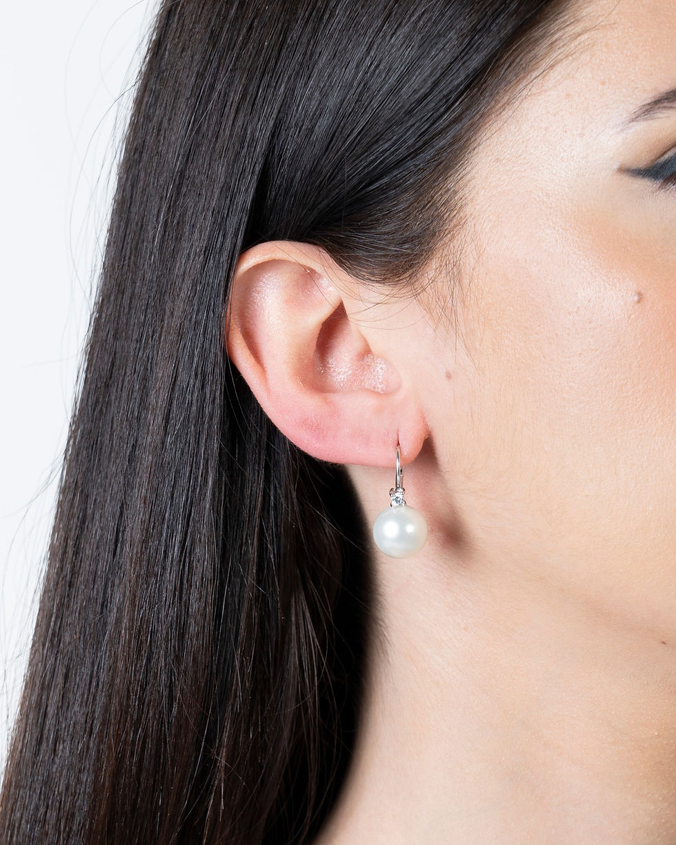 Miniatura: ORECCHINI CON PERLA SINTETICA E ZIRCONE