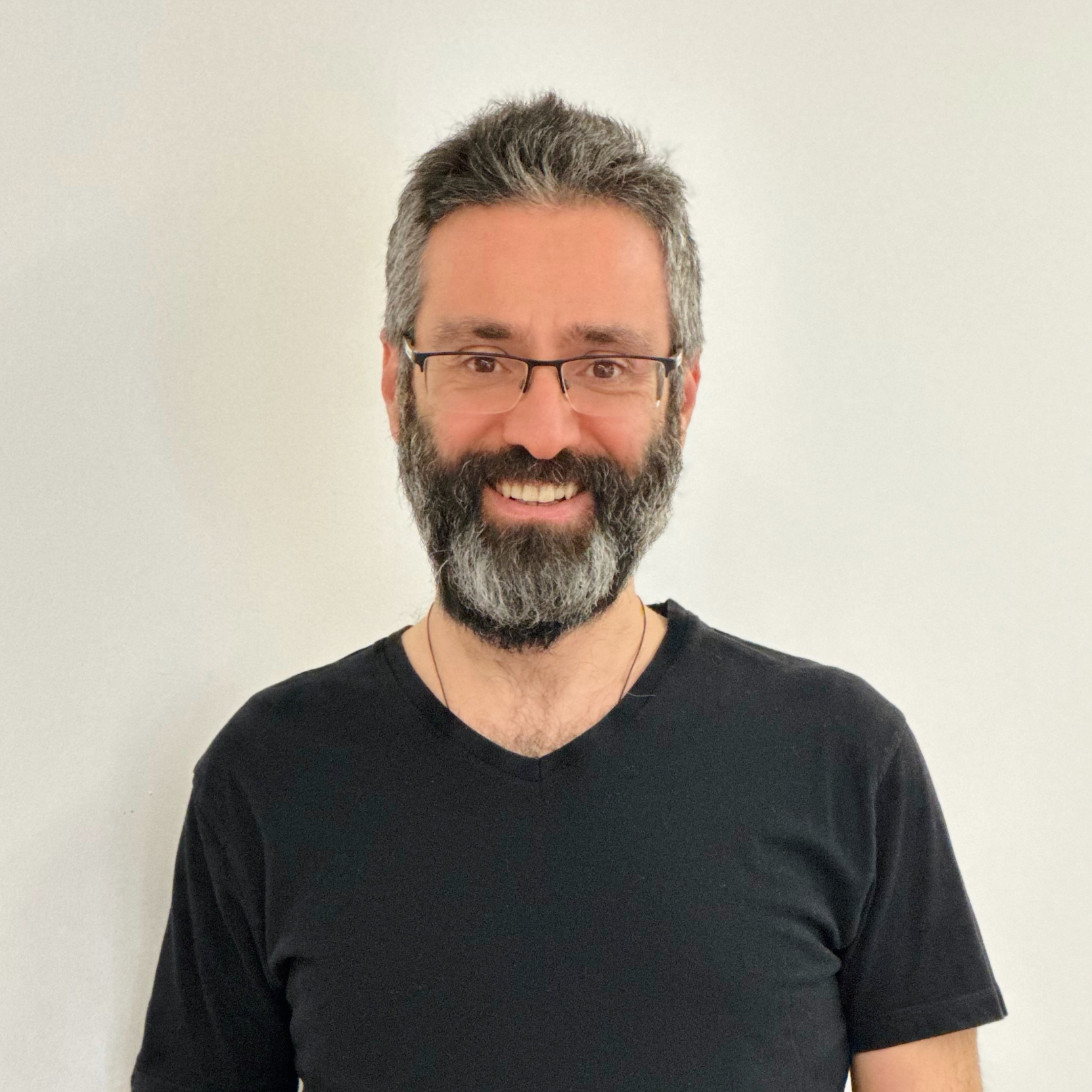 Yazarın fotoğrafı: Erkan Erkaya