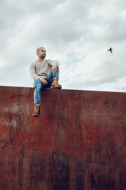 Retrato artístico urbano hombre