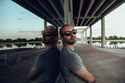 Retrato artístico urbano hombre