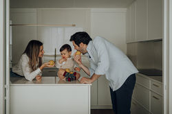 Sesión de fotos de familia, bebé, a domicilio en Madrid