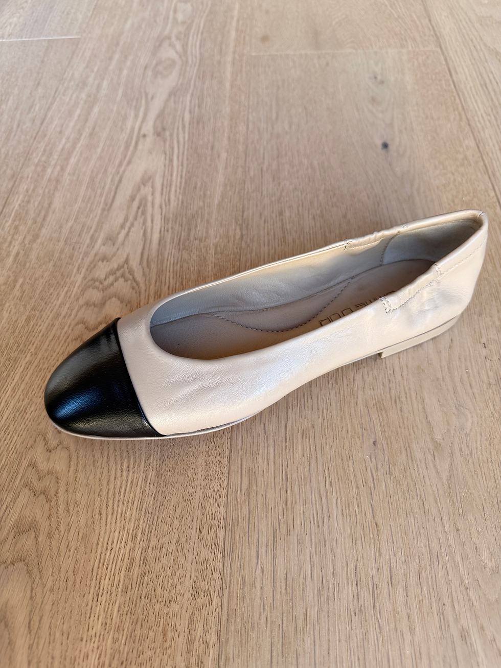 Miniaturbild: Ballerina 833 - Pomme D´or
