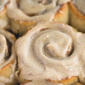Gooey Brown Sugar Cinnamon Rolls 