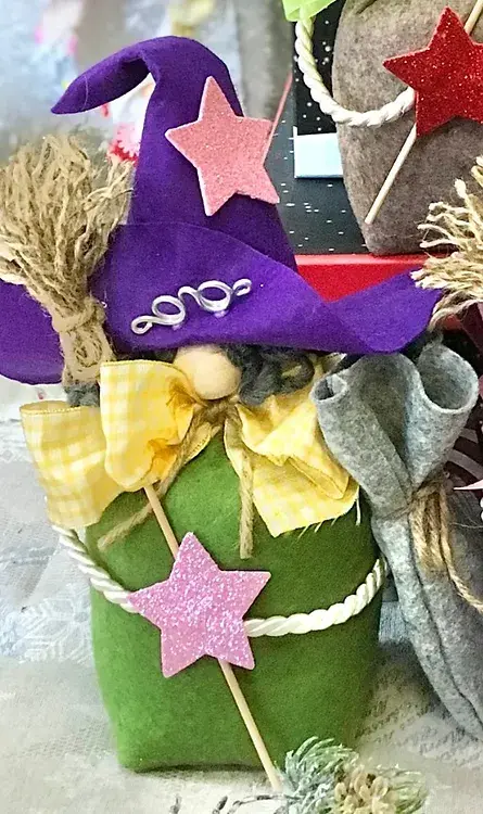 Miniatura: KIT BEFANA CM 25 CON CARTAMODELLO E TUTORIAL SCEGLI IL COLORE