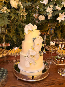 Bolo de Andares Orquídeas