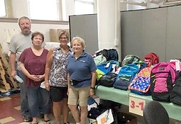 Backpack team at St Peters IMG_4236.jpg