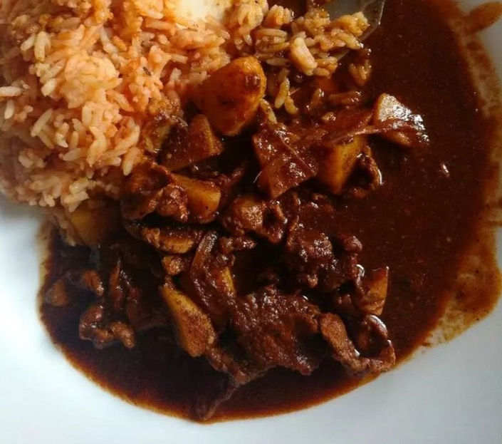 Bistec en chile pasilla image