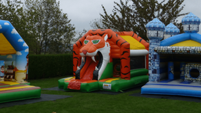 Un château gonflable : une réussite par tous les temps !