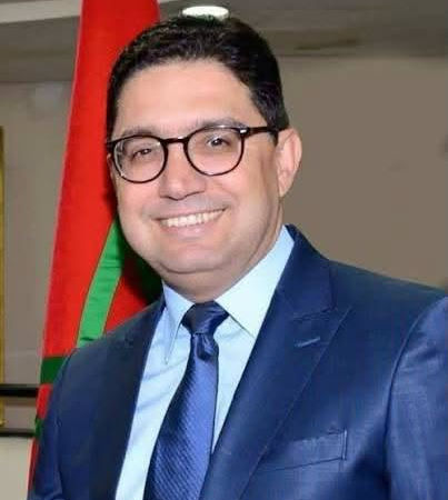 إرتباك واضح في اجتماع الملك الإسباني بلباس عسكري حول سبتة المحتلة، و بلاغ الخارجة المغربية يعيد أحلام حكام إسبانيا للواقع   