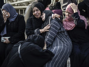 مفوض حقوق الإنسان يدعو لوقف العنف واستئناف الحوار لإنهاء معاناة المدنيين في غزة