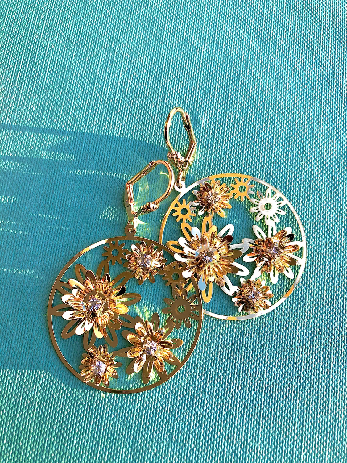 Flower Dangle Earring 