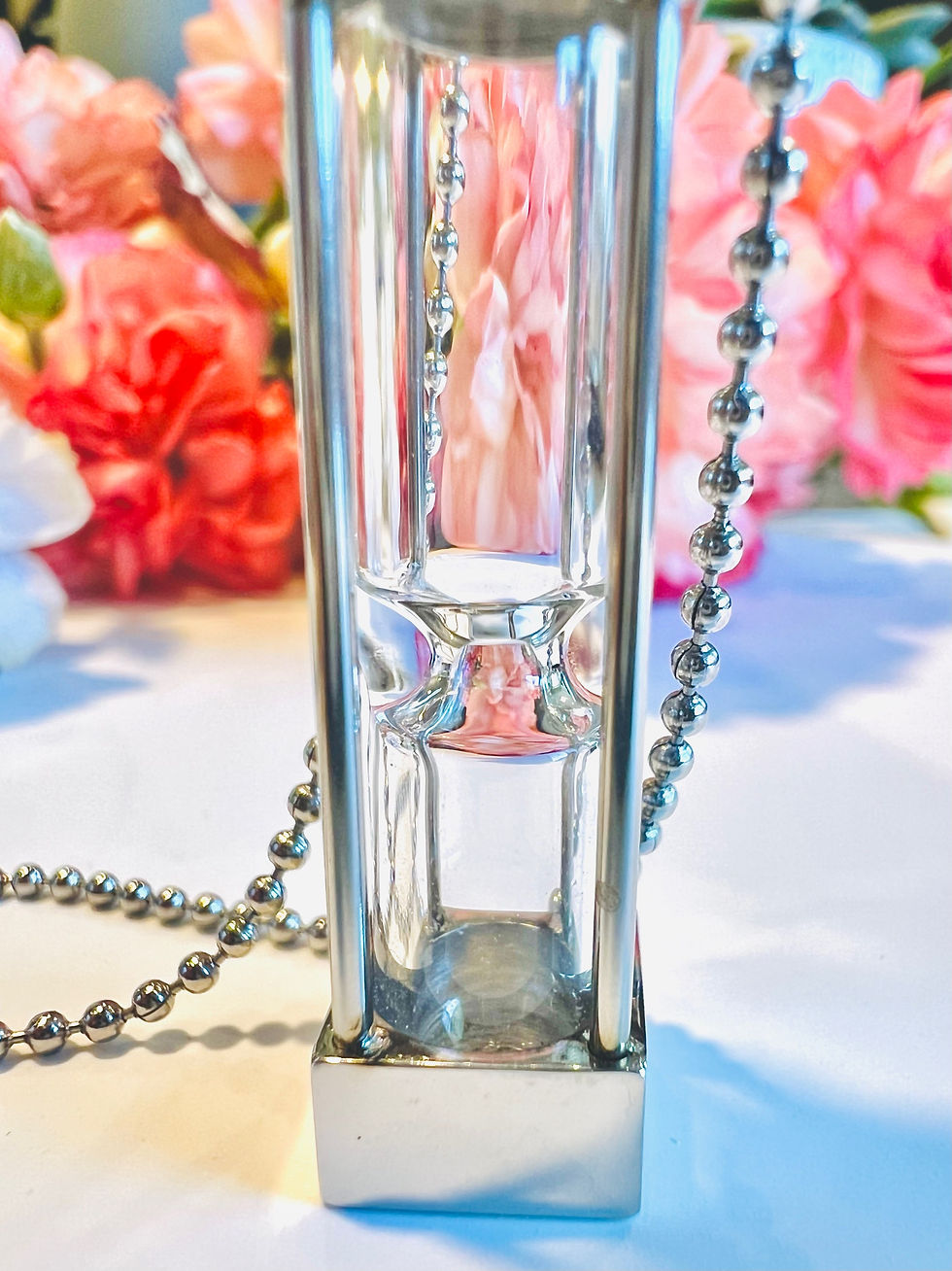 Thumbnail: Women’s/unisex adjustable capsule necklace