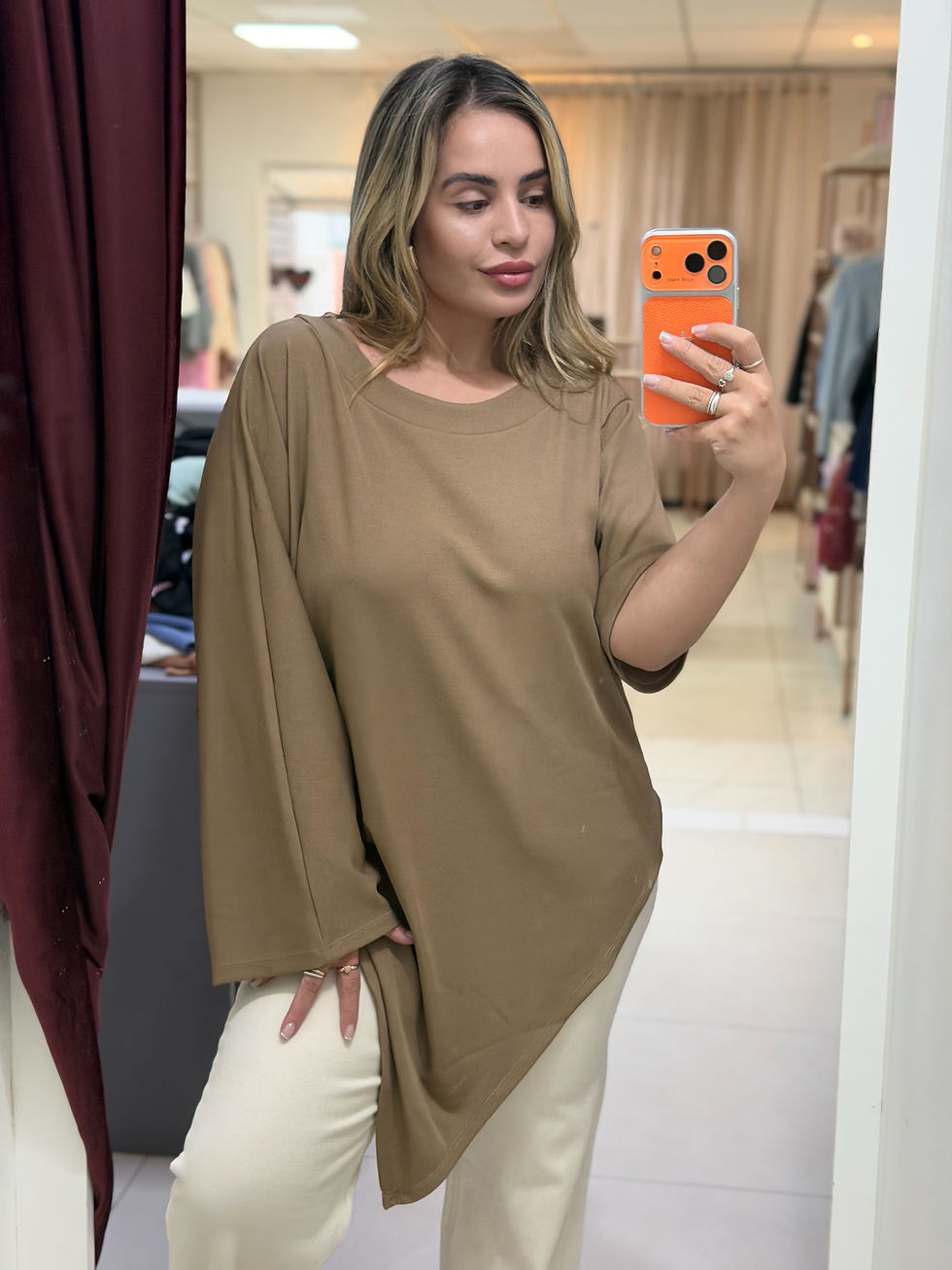 Miniatura: Blusa Assimétrica Flor Linda 