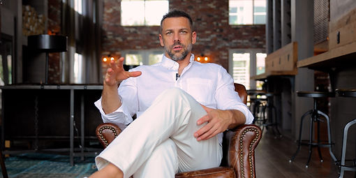 Sean Gregory presenting the Discussion series