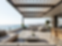 Espace extérieur d'une maison avec pergola