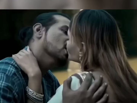 चाची ने पिलाया अपने भतीजे से वीडियो