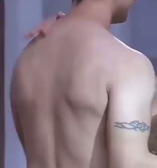 लड़के ने भाभी को किचन में पेला वीडियो 