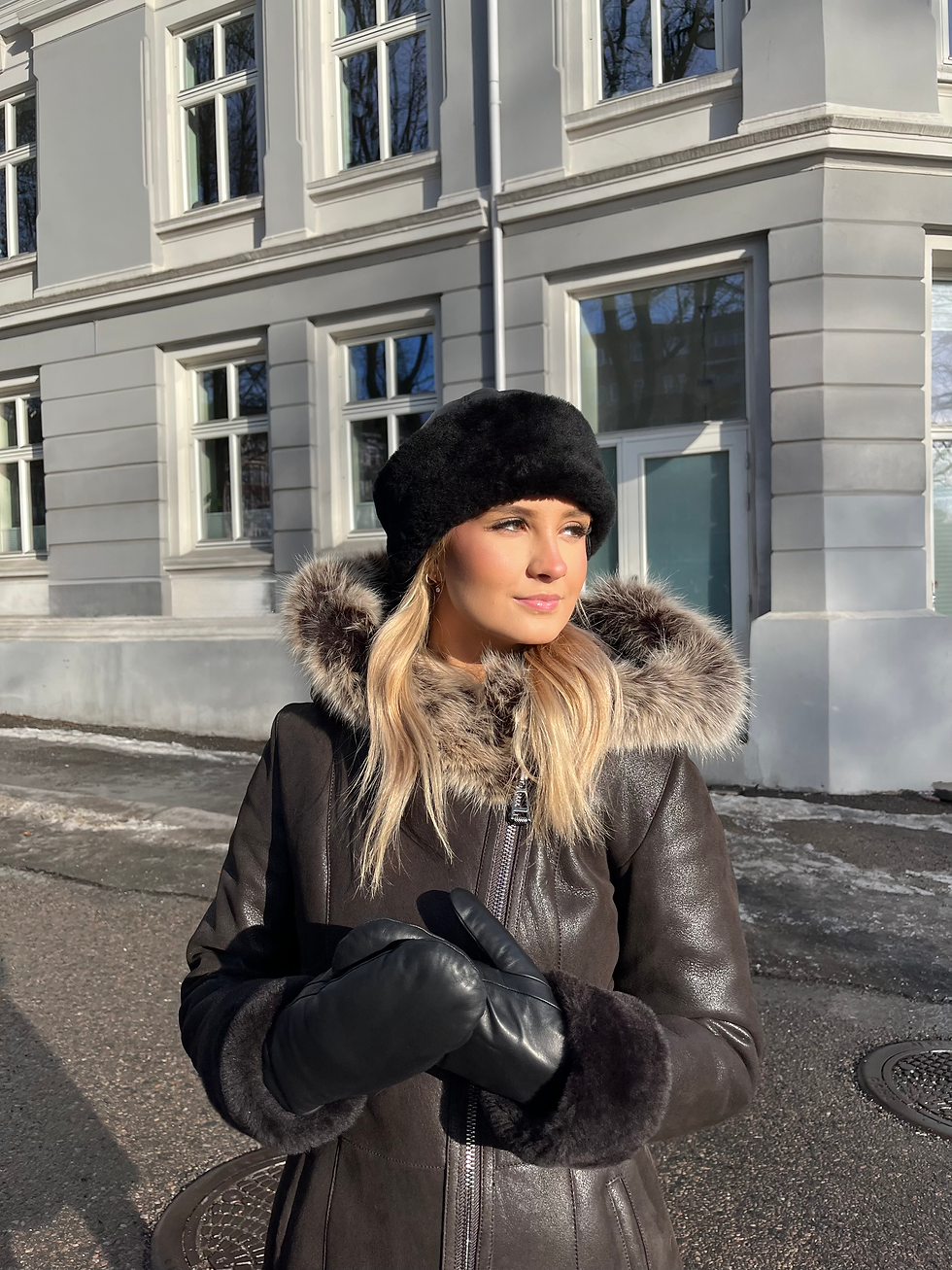 Miniatyrbilde: Casual saueskinnslue/ Sort