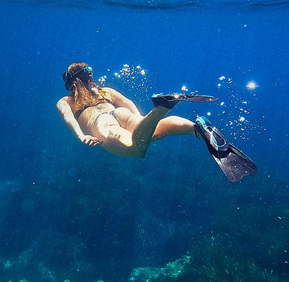 Snorkel Cala comte Girl.jpg