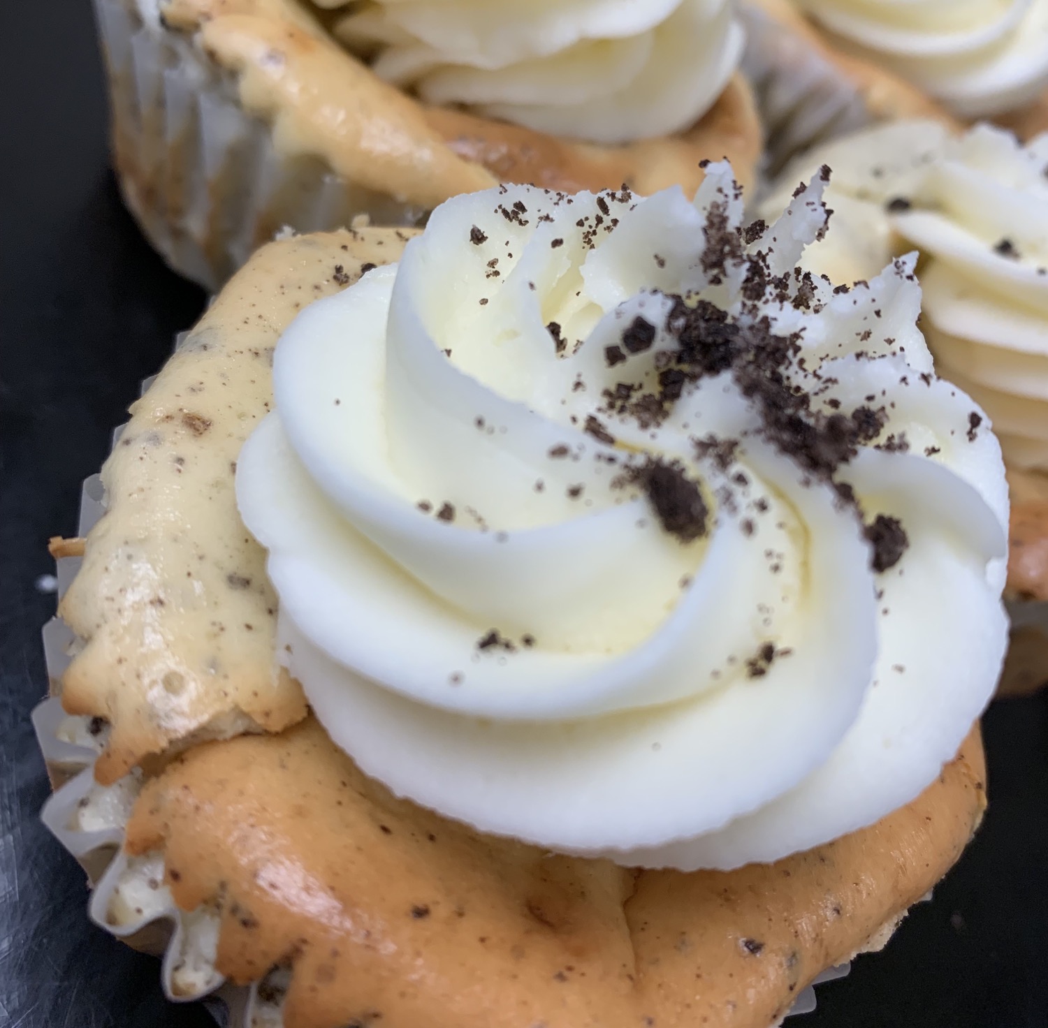 Writer: Cravings Cakes