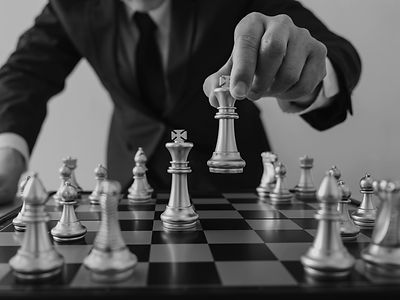 businessman-leadership-playing-chess-thinking-strategy-plan-about-crash-overthrow-opposite