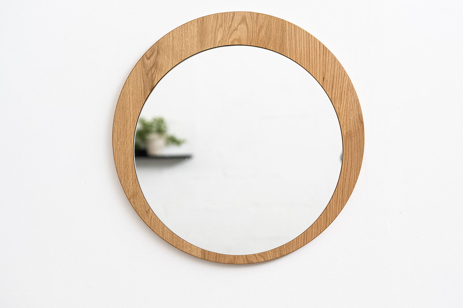 מראה עגולה מסגרת א-סימטרי מסגרת מעץ אלון