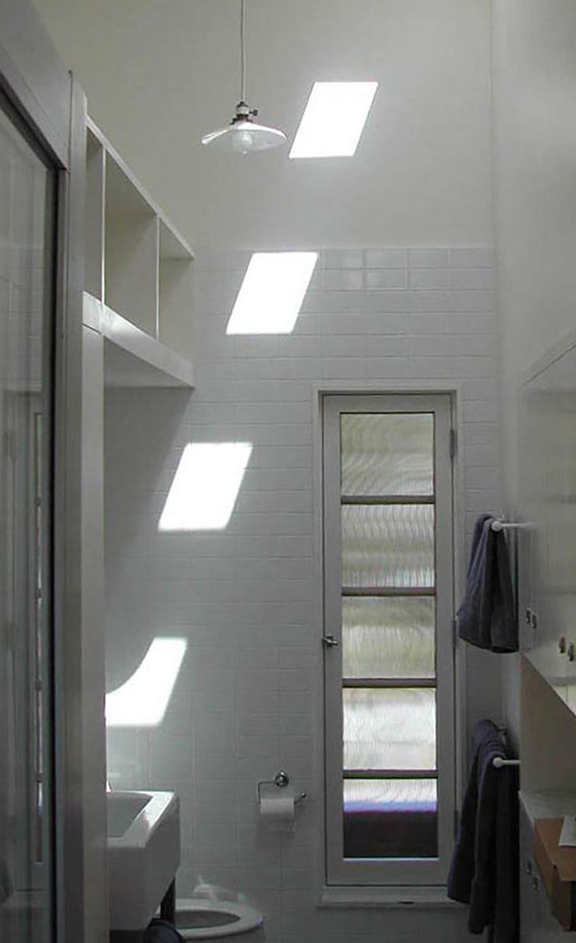 lucent-modern-bath_v2_edited.jpg