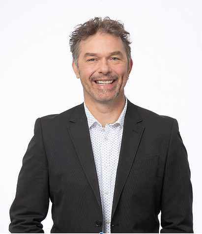 Michel_Arme verschrenkt.png
