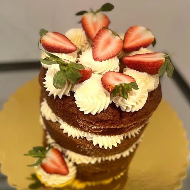 Thumbnail: Naked Victoria Sponge Cake