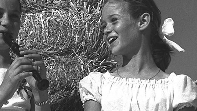 Girls celebrating Bikurim during Shavuot at Kibbutz Nachshon 1958