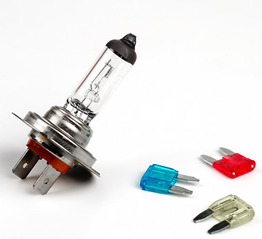 Car headlight bulb and fuses