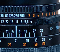 Shutter speed and apeture interlock on CF style Carl Zeiss lens