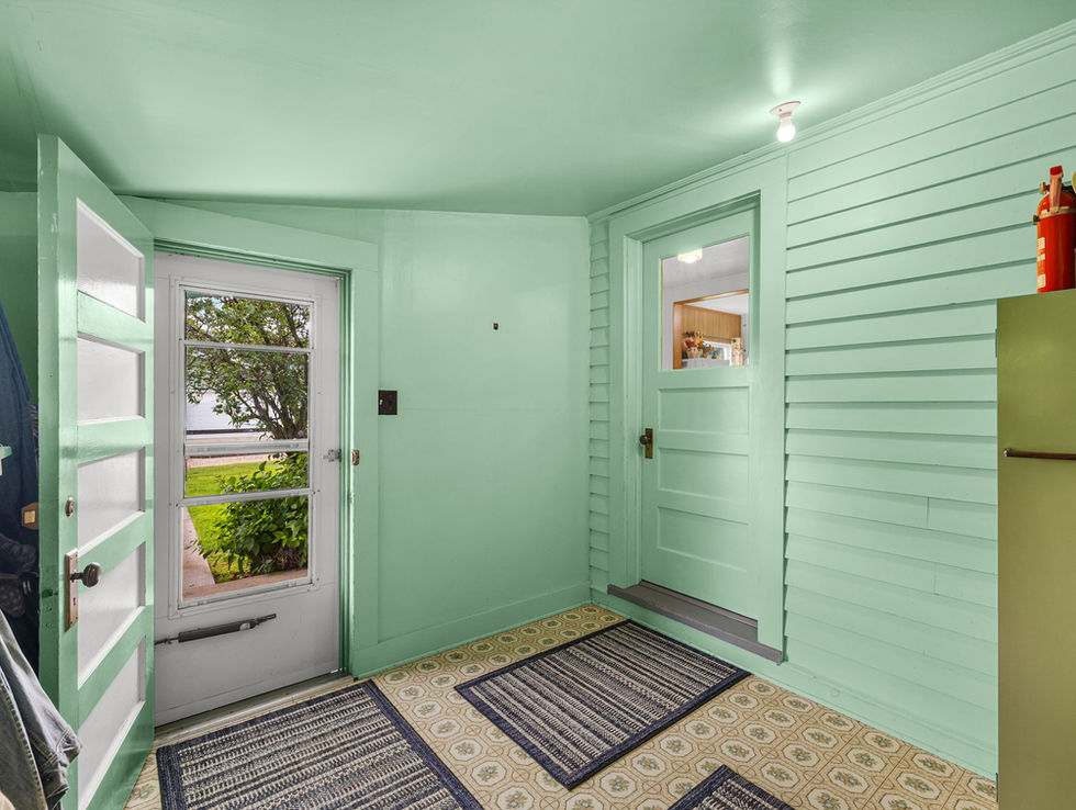 6058 Cottonwood Cr Rd available for sale