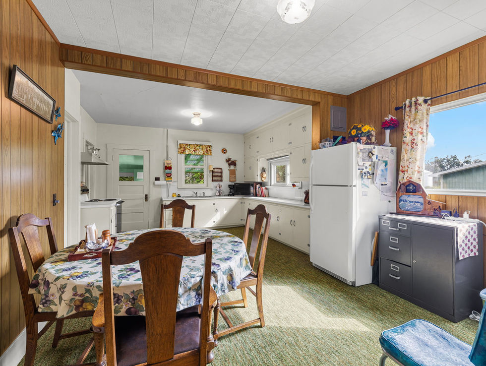6058 Cottonwood Cr Rd available for sale