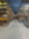 Regalanlage im Fulfillment Center mit verschiedenen Produkten