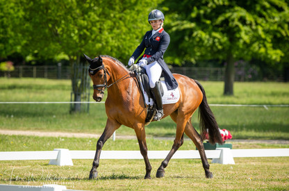 HOUHT19 - Holly Woodhead - 04.jpg