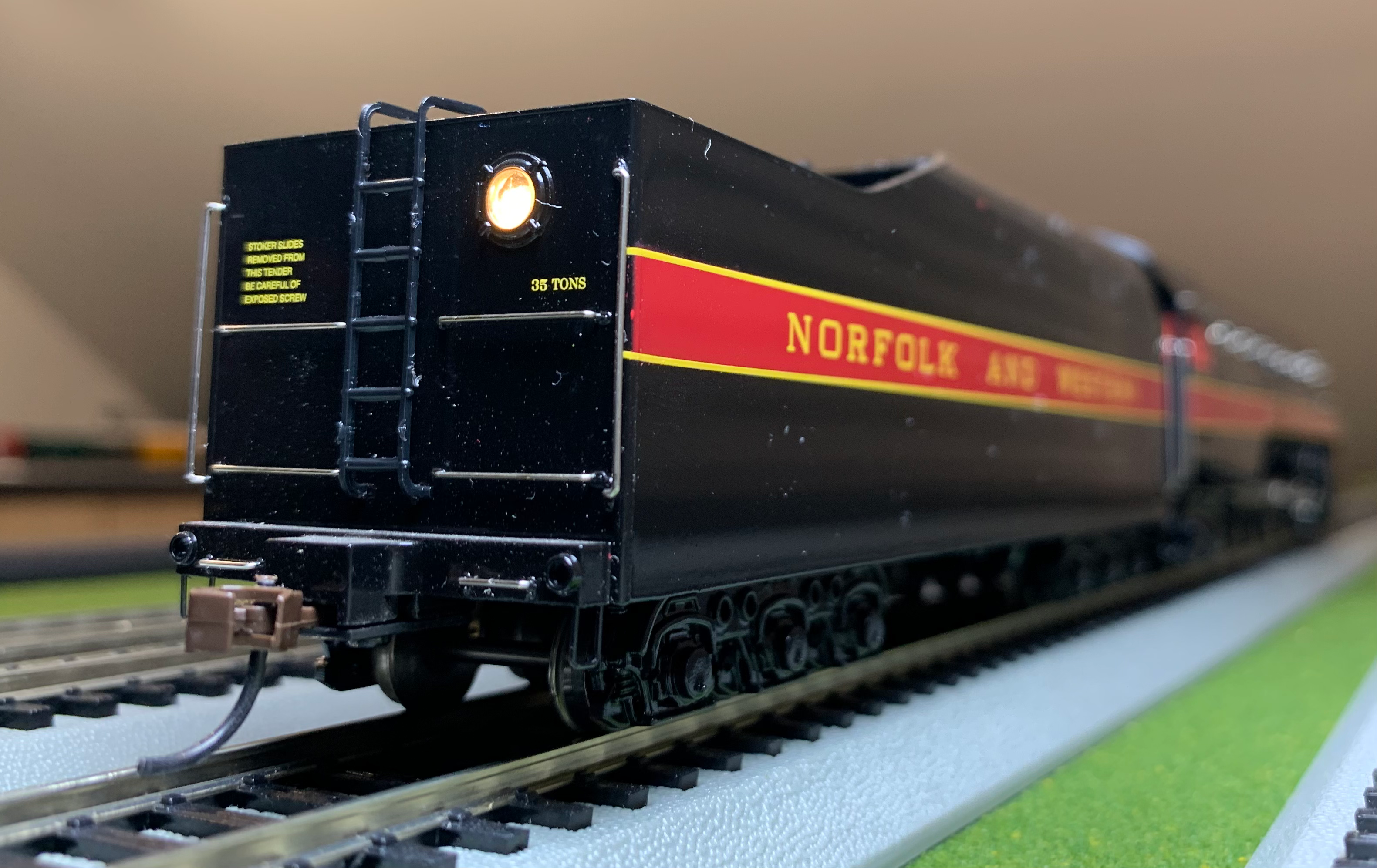 Review | Bachmann - Norfolk & Western 
