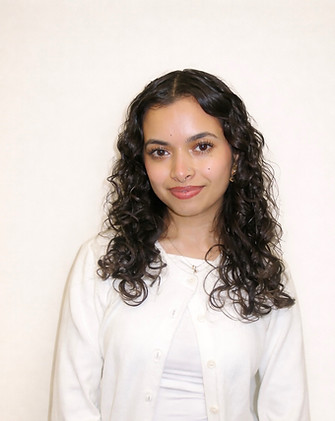 anshu bio pic_edited.jpg