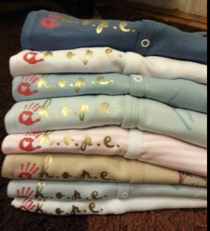 Pyjamas for abandoned kidsPNG