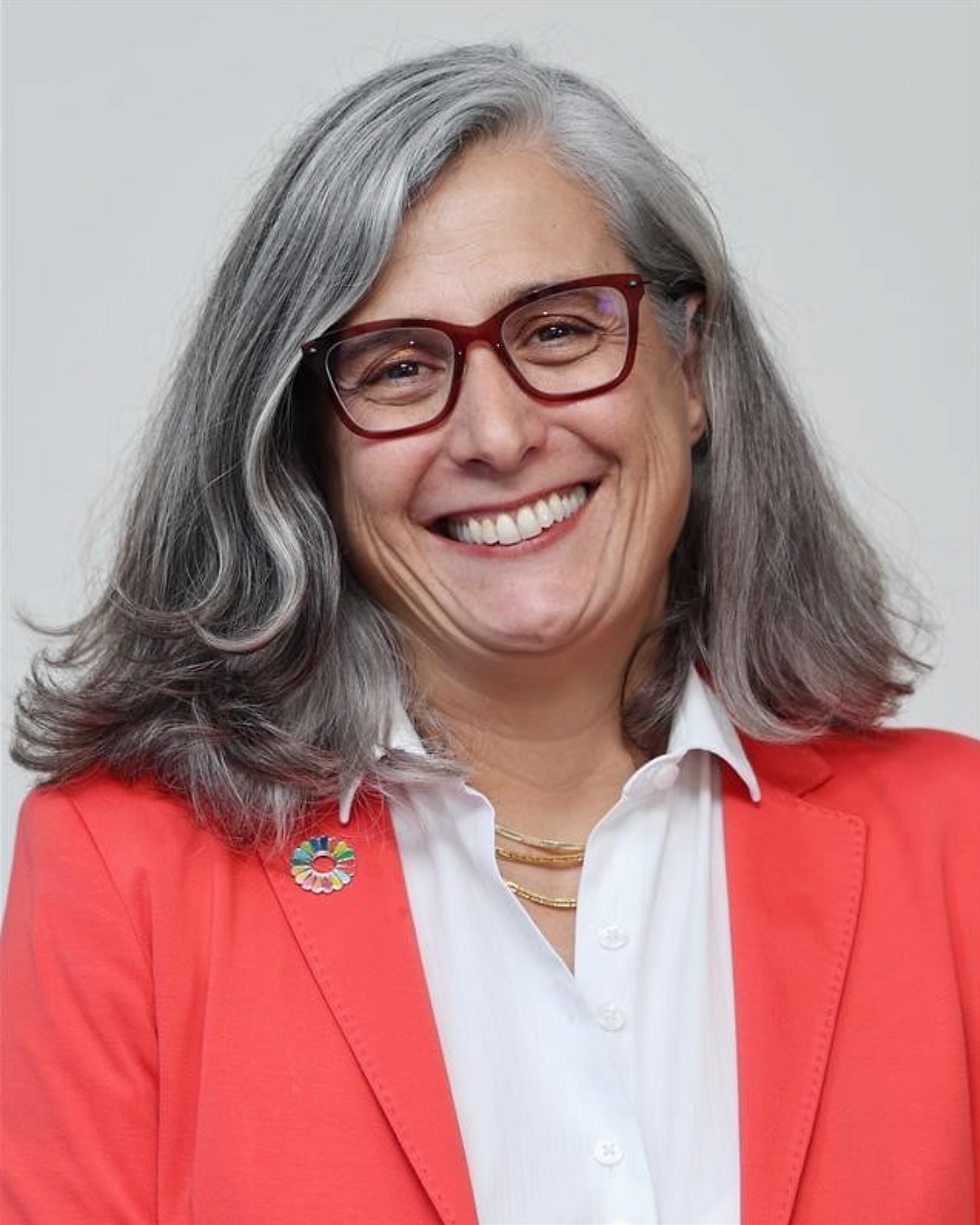 Anacláudia Rossbach