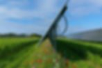 Agri PV Park mit Ansicht einer Modulereihe von der Seite