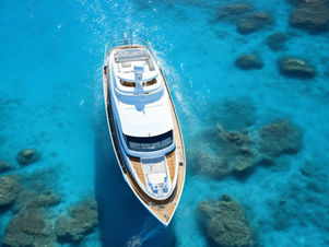 What to Expect on a Luxury Yacht Day in Jamaica