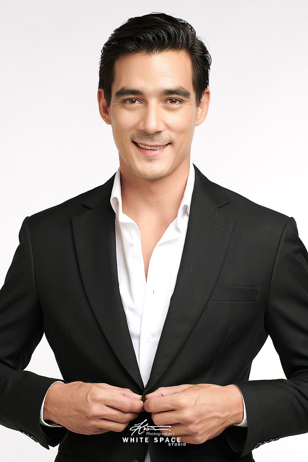 ท่าโพสต์ถ่ายรูปสำหรับผู้บริหาร