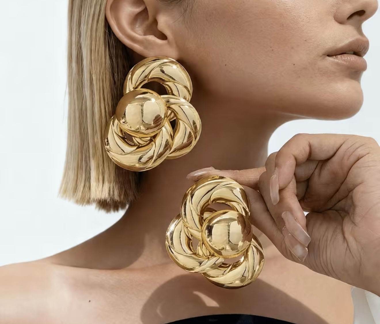 1 Pair Exaggerated Large Geometric Pattern Earrings, Featuring Interconnected Ri