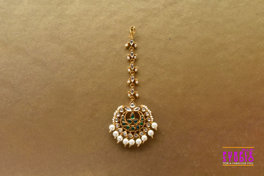 Bridesmaid Maang Tikka in Kundan and Pearls