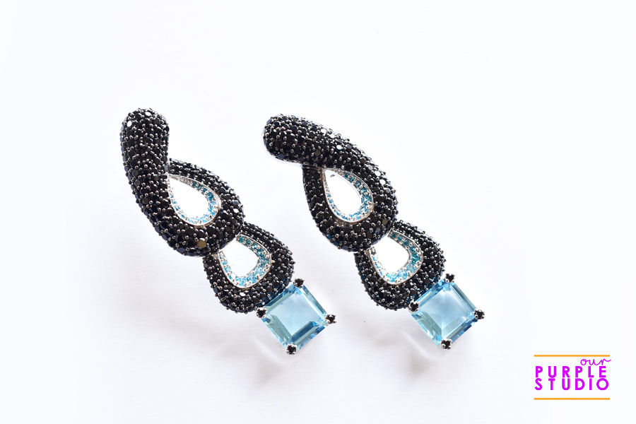 Thumbnail: Showstopper Blue Cocktail Earring in antique look