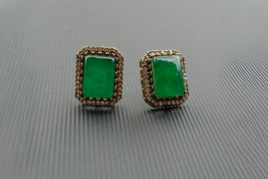 Thumbnail: Stone Embellished Green Choker Set in crystal Strand Necklace