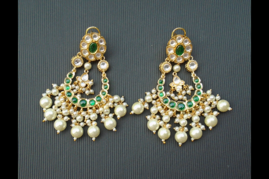 Gorgeous Golden Kundan Chandbndan Chandbali with Pink Onyx stonesn Jadau Earring