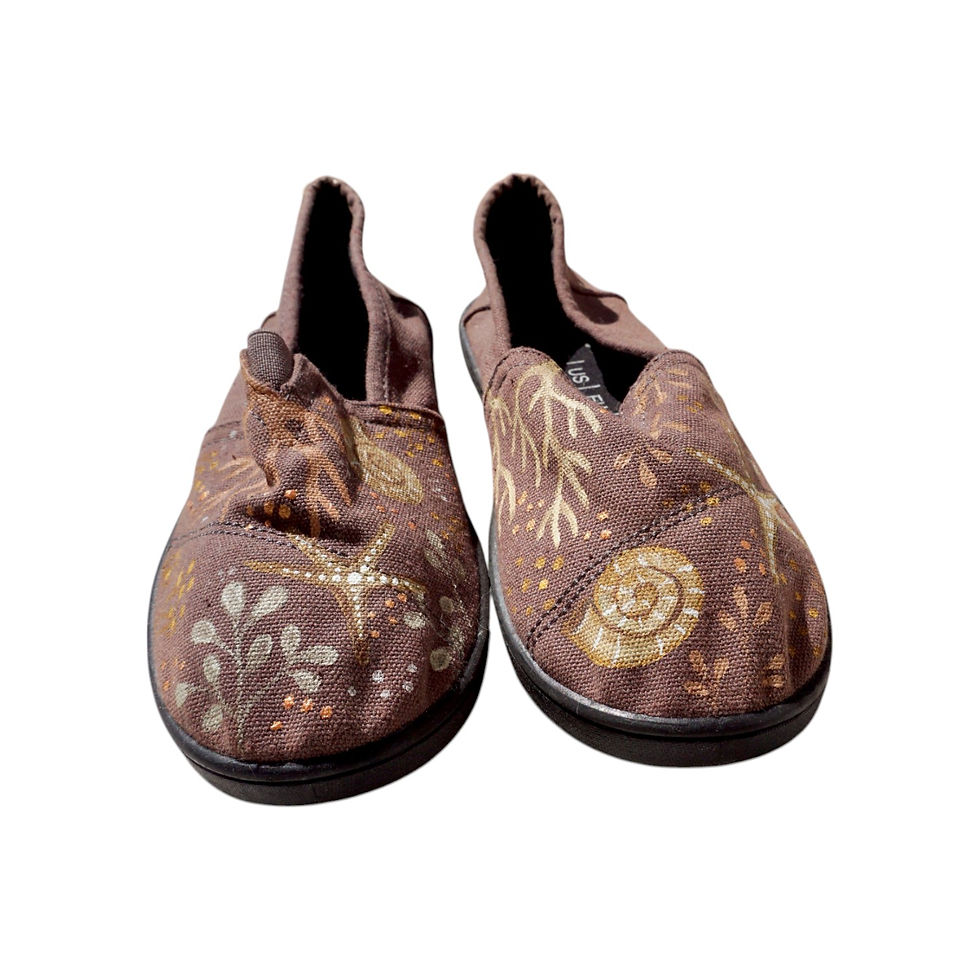 Thumbnail: "Ocean Depth" – Hand-Painted Canvas Shoes by Chrysolie 🌊✨