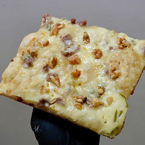 GORGONZOLA, SALSICCIA E NOCI